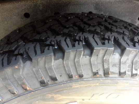 ขายแม็ก15 นิ้วพร้อมยาง bf เบอร์ 30 นิ้วปี 10