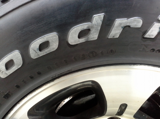 ขายแม็ก15 นิ้วพร้อมยาง bf เบอร์ 30 นิ้วปี 10 ขายแม็ก15 นิ้วพร้อมยาง bf เบอร์ 30 นิ้วปี 10