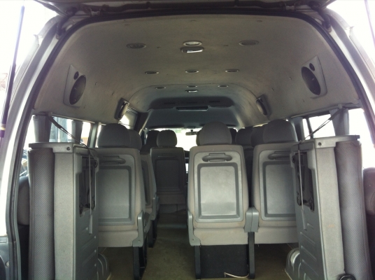 ขาย  590000 บาทรถตู้ ปี 2008  เดิม เอกสารพร้อมโอน