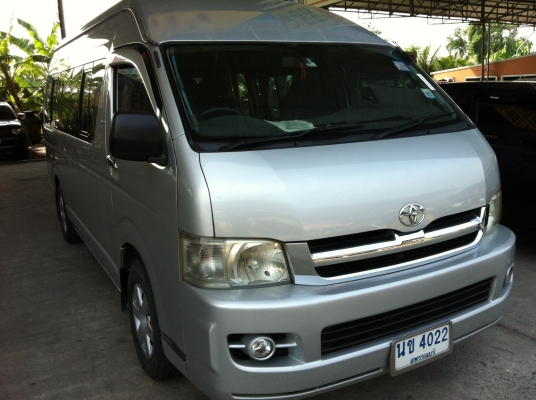 ขาย  590000 บาทรถตู้ ปี 2008  เดิม เอกสารพร้อมโอน