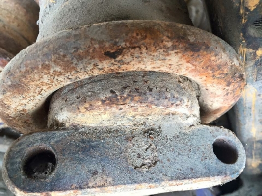 โรลเลอร์รถขุด kobelco sk60-5 เก่าเช็คนอกญี่ปุ่น ราคา 2,000 บาท