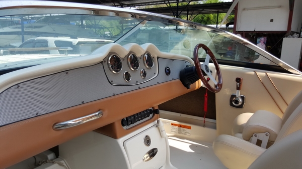 ขายเรือ Chris Craft ขนาด 20 ฟุต