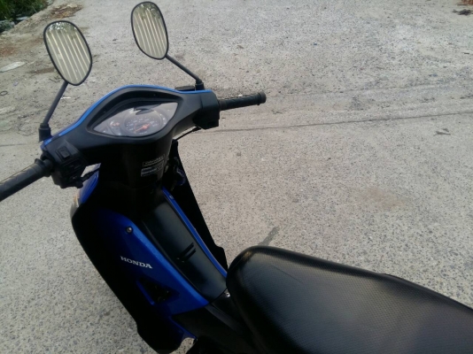 wave 100s ราคา 15000 บาท สนใจโทร 089-8859869 เดช