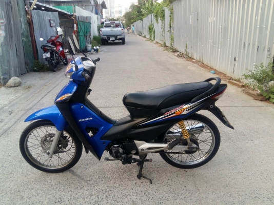 wave 100s ราคา 15000 บาท สนใจโทร 089-8859869 เดช