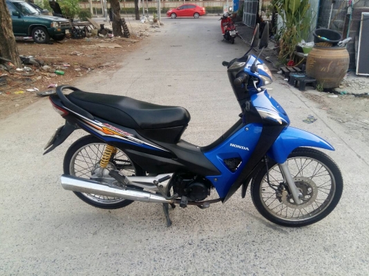 wave 100s ราคา 15000 บาท สนใจโทร 089-8859869 เดช