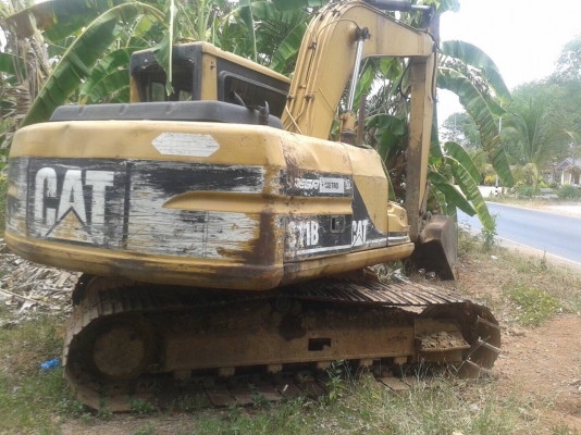 ขายรถแบคโฮ CAT 311 B เอกสารอินวอย ราคา 650000