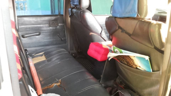 **90,000 บ.ต่อรอง/// รถกระบะ4ประตู TOYOTA HILUX HERO 2.45D 4ประตู ปี33 (ขับ2) เครื่อง/เกียร์ เดิม แน่น แรง ช่วงล่างแน่น คัสซีสวยกริ้ป ภายในเก๋งดี ไม่ผุ พ.พาวเวอร์ แอร์มีระบบ แต่งยกสูง ล้อแม็กสวย ยางดี บอดี้ดี ทรงสวย สีสันได้ พร้อมใช้ เล่มฯภาษีเต็ม **ขาย T