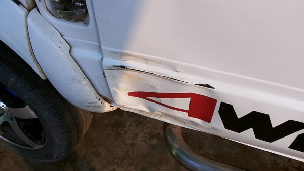 **90,000 บ.ต่อรอง/// รถกระบะ4ประตู TOYOTA HILUX HERO 2.45D 4ประตู ปี33 (ขับ2) เครื่อง/เกียร์ เดิม แน่น แรง ช่วงล่างแน่น คัสซีสวยกริ้ป ภายในเก๋งดี ไม่ผุ พ.พาวเวอร์ แอร์มีระบบ แต่งยกสูง ล้อแม็กสวย ยางดี บอดี้ดี ทรงสวย สีสันได้ พร้อมใช้ เล่มฯภาษีเต็ม **ขาย T