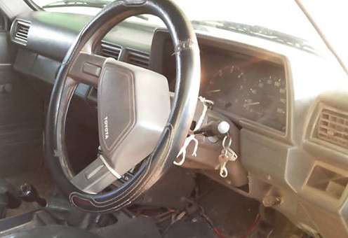 **90,000 บ.ต่อรอง/// รถกระบะ4ประตู TOYOTA HILUX HERO 2.45D 4ประตู ปี33 (ขับ2) เครื่อง/เกียร์ เดิม แน่น แรง ช่วงล่างแน่น คัสซีสวยกริ้ป ภายในเก๋งดี ไม่ผุ พ.พาวเวอร์ แอร์มีระบบ แต่งยกสูง ล้อแม็กสวย ยางดี บอดี้ดี ทรงสวย สีสันได้ พร้อมใช้ เล่มฯภาษีเต็ม **ขาย T