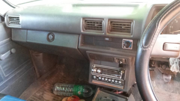 **90,000 บ.ต่อรอง/// รถกระบะ4ประตู TOYOTA HILUX HERO 2.45D 4ประตู ปี33 (ขับ2) เครื่อง/เกียร์ เดิม แน่น แรง ช่วงล่างแน่น คัสซีสวยกริ้ป ภายในเก๋งดี ไม่ผุ พ.พาวเวอร์ แอร์มีระบบ แต่งยกสูง ล้อแม็กสวย ยางดี บอดี้ดี ทรงสวย สีสันได้ พร้อมใช้ เล่มฯภาษีเต็ม **ขาย T