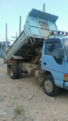 หกล้อ อีซุซุ NPR120ปี41ดั้มกะบะสามมิต สภาพดีสวยเดิมๆพร้อมใช้งาน ทะเบียนพร้อมโอน หกล้อ อีซุซุ NPR120ปี41ดั้มกะบะสามมิต สภาพดีสวยเดิมๆพร้อมใช้งาน ทะเบียนพร้อมโอน