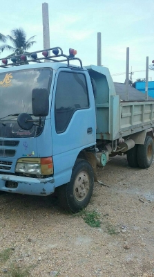 หกล้อ อีซุซุ NPR120ปี41ดั้มกะบะสามมิต สภาพดีสวยเดิมๆพร้อมใช้งาน ทะเบียนพร้อมโอน หกล้อ อีซุซุ NPR120ปี41ดั้มกะบะสามมิต สภาพดีสวยเดิมๆพร้อมใช้งาน ทะเบียนพร้อมโอน