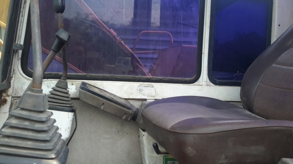 ต้องการขายรถแมคโค PC120-5