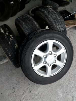 แม๊กขอบ 15 ISUZU พร้อมยาง MICHELIN 205/70R15 ชุด 4 ล้อ tel.081-4273941 ไอดีไลน์ 0814273941 แม๊กขอบ 15 ISUZU พร้อมยาง MICHELIN 205/70R15 ชุด 4 ล้อ tel.081-4273941 ไอดีไลน์ 0814273941