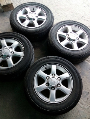 แม๊กขอบ 15  ISUZU พร้อมยาง MICHELIN  205/70R15 ชุด 4 ล้อ tel.081-4273941 ไอดีไลน์  0814273941