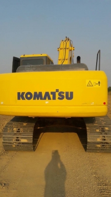 ขายรถแบคโฮ KOMATSU PC200-7 เอกสารใบแจ้งจำหน่าย 11000 ชม.ราคา 2100000