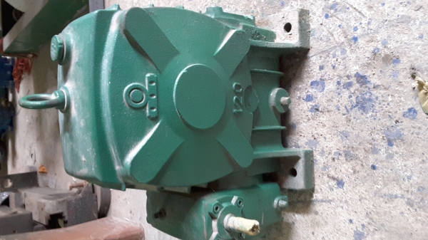 เกียร์ทด เบอร์120  อัตราทด 1:200