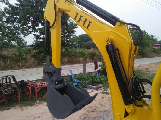 ขายแบคโฮ IHI  CT - T30 เก่านอกแท้ เครื่องดี ปั๊มแรง