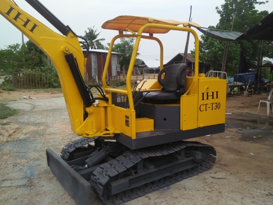 ขายแบคโฮ IHI  CT - T30 เก่านอกแท้ เครื่องดี ปั๊มแรง