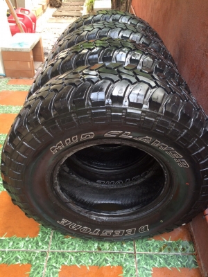 ยาง mud deestone 285/75/16 ปี 11 ยาง mud deestone 285/75/16 ปี 11
