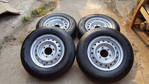 ขายล้อกระทะเหล็กพร้อมยาง ขอบ15 4ล้อ ราคา 7,000 บาท