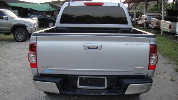 ปี 07 ISUZU HI-LANDER 2.5 I-TEQ CAB4 คานหน้าเดิม สีบาง เครื่องดี คัชชีสวย ขับดี เกืยร์ดี แอร์เย็น ขาย 380,000 Tel 0862691888 หรือ 0864747394 สุราษฎร์