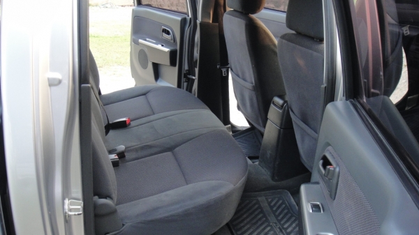 ปี 07 ISUZU HI-LANDER 2.5 I-TEQ CAB4 คานหน้าเดิม สีบาง เครื่องดี คัชชีสวย ขับดี เกืยร์ดี แอร์เย็น ขาย 380,000 Tel 0862691888 หรือ 0864747394 สุราษฎร์