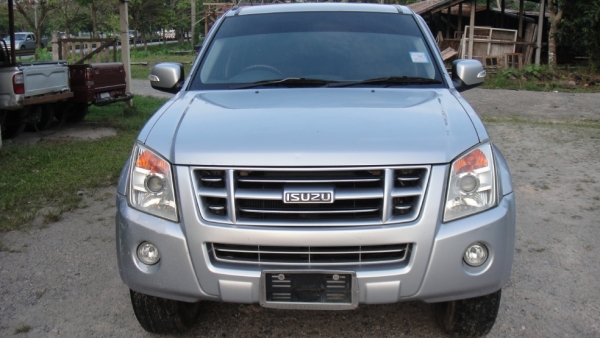 ปี 07 ISUZU HI-LANDER 2.5 I-TEQ CAB4 คานหน้าเดิม สีบาง เครื่องดี คัชชีสวย ขับดี เกืยร์ดี แอร์เย็น ขาย 380,000 Tel 0862691888 หรือ 0864747394 สุราษฎร์