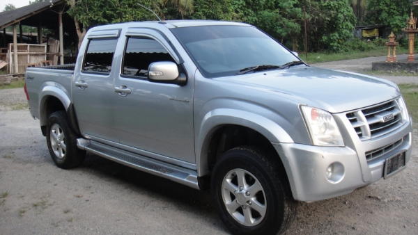 ปี 07 ISUZU HI-LANDER 2.5 I-TEQ CAB4 คานหน้าเดิม สีบาง เครื่องดี คัชชีสวย ขับดี เกืยร์ดี แอร์เย็น ขาย 380,000 Tel 0862691888 หรือ 0864747394 สุราษฎร์