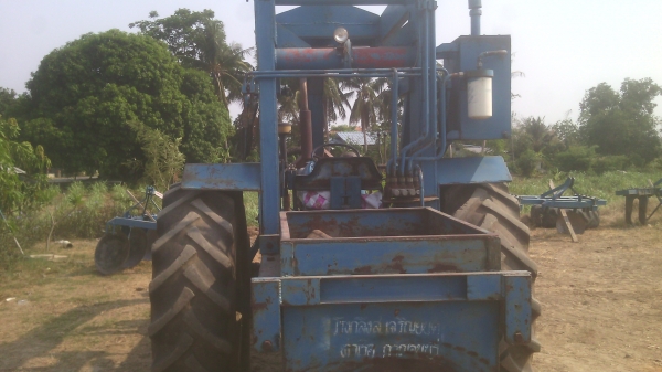 ขานรถไถ6600  ที3แท้ๆเต็มคันพร้อมคีบหน้า    สวยๆพร้อมใช้งาน