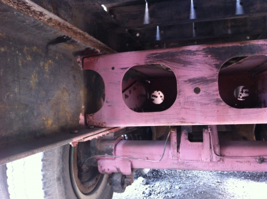 ขายฮีโน่ 3H เพลาเดียว เครื่อง HO7D 195 ตามสภาพ รถขับไม่ได้เพราะอุปกรณ์ต่างๆ ไม่ได้ประกอบ