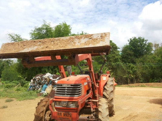 รถไถ คูโบต้าM50 ขายพร้อมหาง7 ใบดัน ราคา300000฿ ขายกใบมีดยกได้สูงมาก ราคา300,000 T.0856390132หนึ่งรับสาย