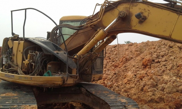 ขายแม็คโคร CAT 313สภาพพร้อมใช้งาน รถทำงานทุกวัน เครื่องปั้มดี เอวแน่น โซ่ช่วงล่างสวย เอกสารใบอินวอยซ์