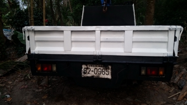 ขายรถ 6 ล้อisuzu 115แรงติดเครน สภาพสวยๆพร้อมใช้งาน ขายรถ 6 ล้อisuzu 115แรงติดเครน สภาพสวยๆพร้อมใช้งาน