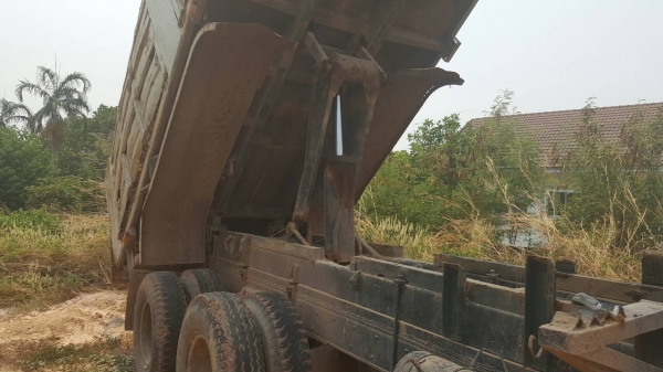 ขาย 10 ล้อดั้ม คัสซีรถ JEEB เครื่อง 6HE1 195 แรงม้า เกียร์ ZF ช่วงล่าง SUMO227 เบรคลมดัน พาวเวอร์ ทะเบียนเต็มพร้อมโอน