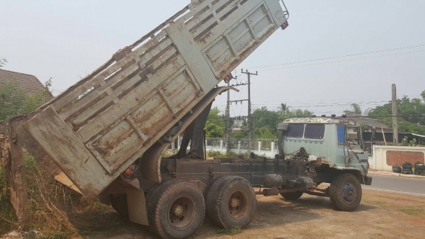 ขาย 10 ล้อดั้ม คัสซีรถ JEEB เครื่อง 6HE1 195 แรงม้า เกียร์ ZF ช่วงล่าง SUMO227 เบรคลมดัน พาวเวอร์ ทะเบียนเต็มพร้อมโอน