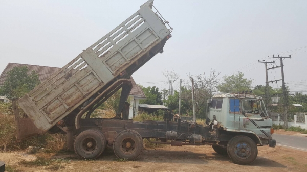 ขาย 10 ล้อดั้ม คัสซีรถ JEEB เครื่อง 6HE1 195 แรงม้า เกียร์ ZF ช่วงล่าง SUMO227 เบรคลมดัน พาวเวอร์ ทะเบียนเต็มพร้อมโอน