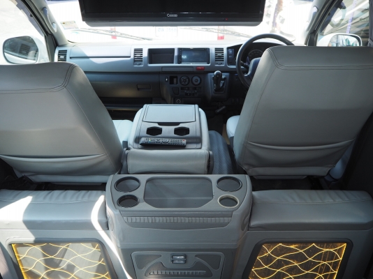 ขาย รถตู้แต่งVIP เบาะ4แถว แอร์ไมโครบัส