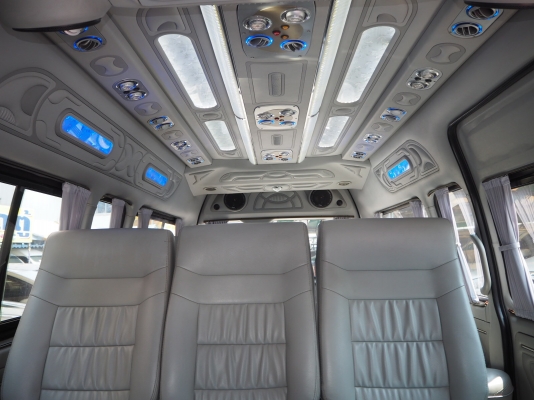 ขาย รถตู้แต่งVIP เบาะ4แถว แอร์ไมโครบัส