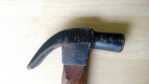 ขายค้อนเหรียญทองงานใหม่เก่าเก็บขนาด27mm.GOLD SEAL Made in W-Germany. ขายค้อนเหรียญทองงานใหม่เก่าเก็บขนาด27mm.GOLD SEAL Made in W-Germany.