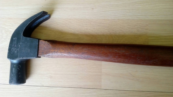 ขายค้อนเหรียญทองงานใหม่เก่าเก็บขนาด27mm.GOLD SEAL  Made in W-Germany.