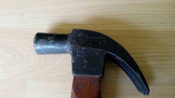 ขายค้อนเหรียญทองงานใหม่เก่าเก็บขนาด27mm.GOLD SEAL Made in W-Germany. ขายค้อนเหรียญทองงานใหม่เก่าเก็บขนาด27mm.GOLD SEAL Made in W-Germany.