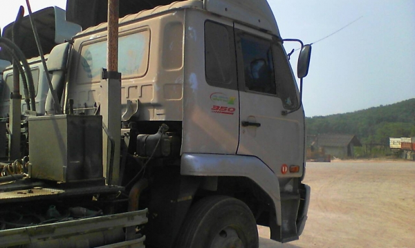 ขายหัวลาก NISSAN UD 350