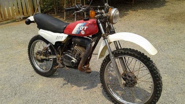 ขายโมโน125 มีเล่มทะเบียนไม่มีชุดโอนเครื่องพอใช้คันสตาร์ทคันเกียร์ไม่เชื่อมเหมาะไปปั้นต่อ ขาย 12500 บาท