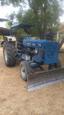 ขายรถไถ FORD 6600 เครื่องT5 อุปกรณ์ครบ ดันหน้า ผานหลัง รถสวยสภาพพร้อมใช้งาน สนใจโทร 090-8588220คุณนะ 093-3258446คุณบิว หรือเข้าดูสินค้าอื่นๆได้ที่ www.truck.in.th/498 หรือเพจFacebook ณรงค์ ซื้อขายรถมือสอง (เว็บไซต์ส่วนตัว) หรือFacebook คุณนะ รถบรรทุก