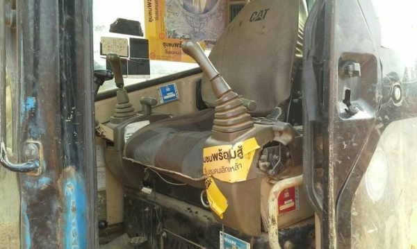 ขาย 750,000 CAT 313 Bเครื่องดีปั้มแรงเอกสารอินวอยท์ รถสวยพร้อมใช้ 090-772-3710 090-772-3708