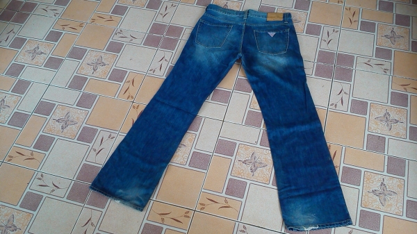 กางเกงยีนส์ผู้ชาย GUESS กางเกงยีนส์ผู้ชาย GUESS