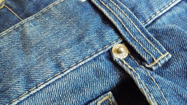 กางเกงยีนส์ผู้ชาย GUESS กางเกงยีนส์ผู้ชาย GUESS