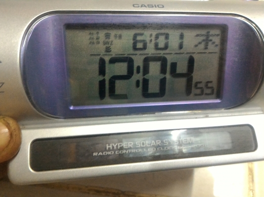 นาฬิกาดิจิตอลตั้งโต็ะ CASIO ตัวเลขใหญ่มองเห็นชัด ปลุกได้หลายช่วง มีลูกเล่นมาให้เยอะ ใช้พลังงานจากแสงได้ด้วย
