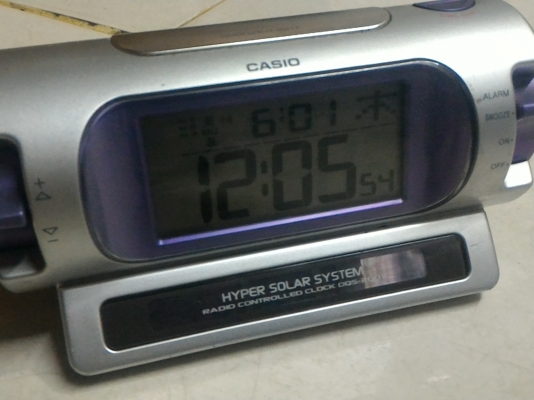 นาฬิกาดิจิตอลตั้งโต็ะ CASIO ตัวเลขใหญ่มองเห็นชัด ปลุกได้หลายช่วง มีลูกเล่นมาให้เยอะ ใช้พลังงานจากแสงได้ด้วย